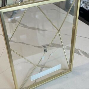 Umbro Gold Geometric Frame